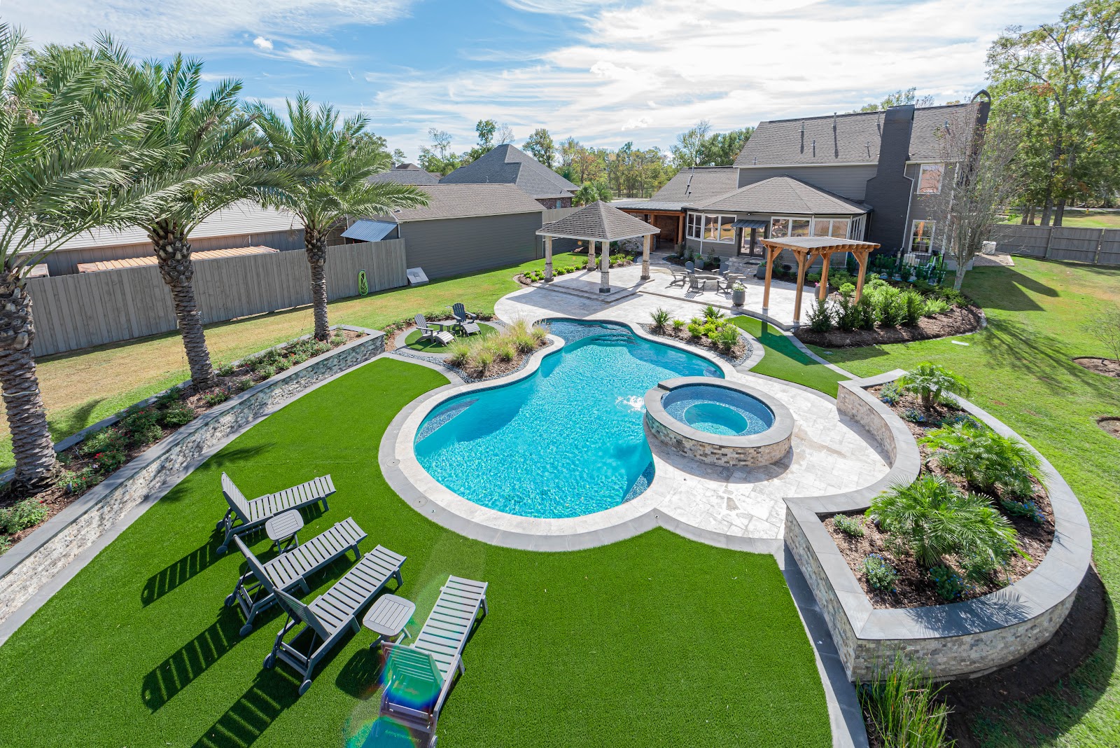 Downtown Baton Rouge Lap Pool & Hardscape Renovation